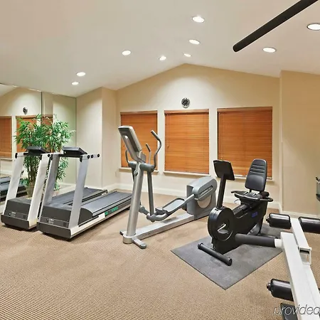 Candlewood Suites Dallas Market Center-Love Field By Ihg 
